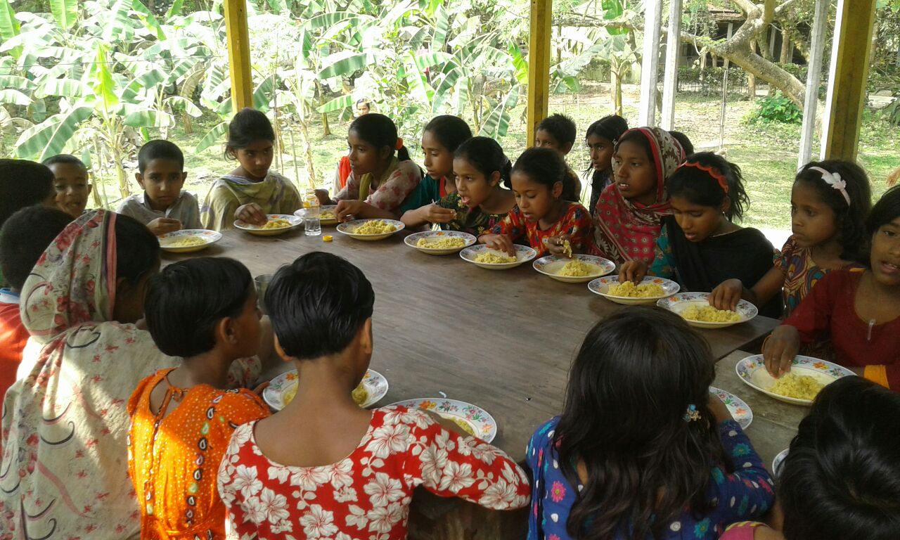 School Meal Program image 4